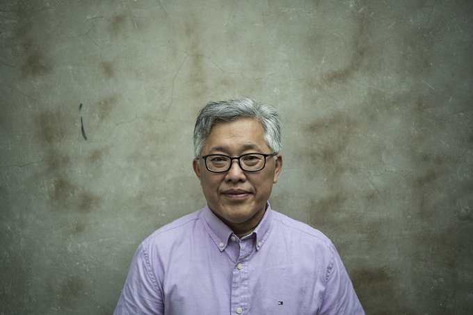 Pastor chino Ezra Jin fue liberado de la prisión tras petición de Trump