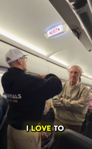 Pastor predica de Cristo en pleno vuelo y pasajeros responden al llamado de salvación