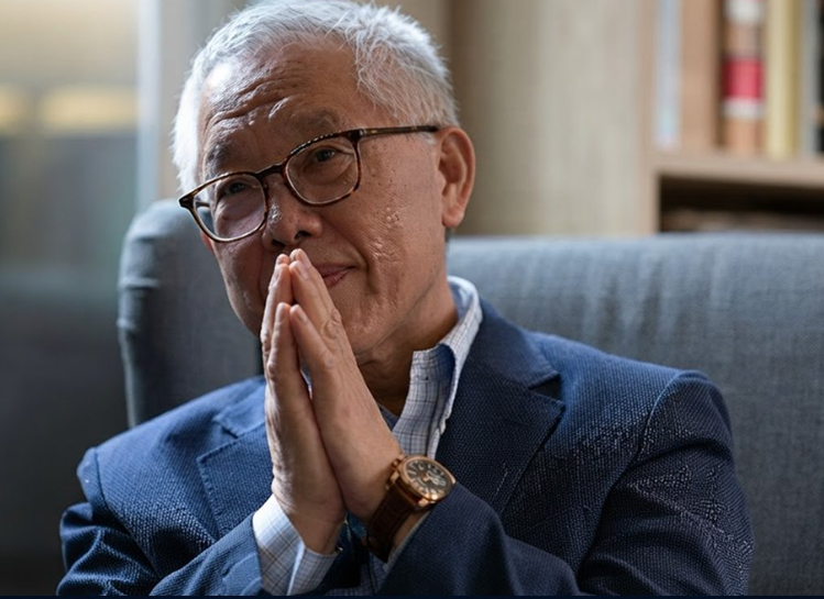Pastor Ezra Jin será premiado por su fe inquebrantable tras soportar la persecución en China